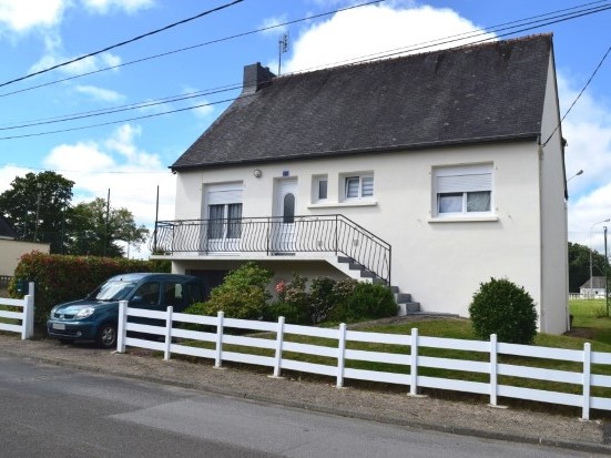 Maison 4 Pièces 22110 Plouguernével